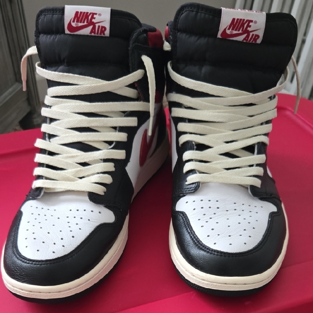 2019

Air Jordan 1 Retro High OG 'Gym Red' - Picture 2 of 7